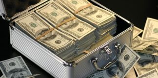 Ile zarabia programista Kotlin?